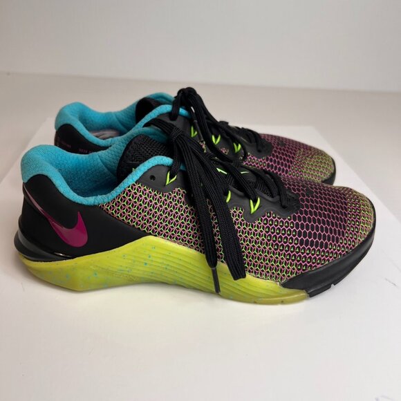 Nike Women Shoe 7 Metcon 5 Athletic Low Top Lace Up Sneaker Work Run Gym Core Ex - Picture 3 of 12